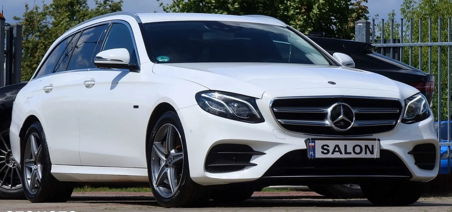 Mercedes-Benz Klasa E cena 159285 przebieg: 130000, rok produkcji 2019 z Trzebnica małe 781